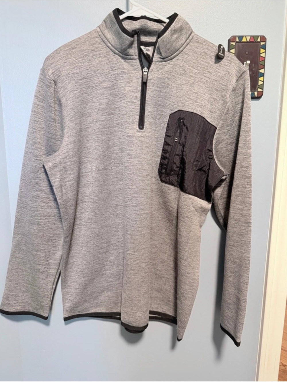 Xersion Light Gray Quarter-Zip Sweater with Black Chest Pocket Youth Husky Large